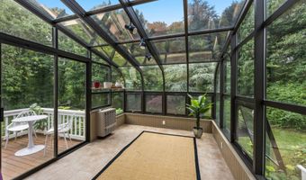 88 Acre Hill Rd, Barnstable, MA 02630