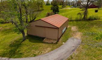 819 E Washington Ave, Ava, MO 65608