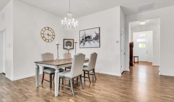 3 Raccoon Ln, Barnegat, NJ 08005