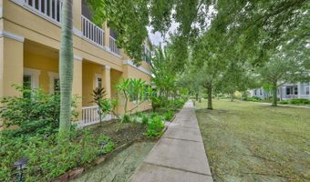 511 WINTERSIDE Dr, Apollo Beach, FL 33572