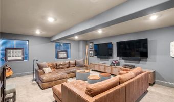 2566 S Clayton St, Denver, CO 80210