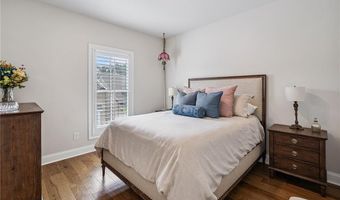 5172 Lower Creek St, Peachtree Corners, GA 30092
