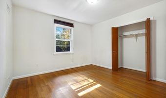 6220 ROBINWOOD Rd, Bethesda, MD 20817