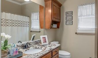 210 Sherwood Dr, Benton, LA 71006