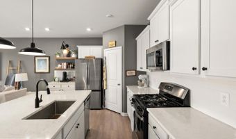 318 Pontoon Dr, Felton, DE 19943