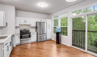 41758 CYNTHIA Ter, Aldie, VA 20105