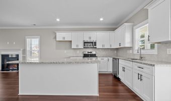 853 Mulligan Dr, Ayden, NC 28513