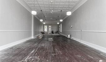 217 W 1st St, Abilene, KS 67410