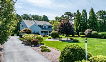 7 Mizzen Ln, Bourne, MA 02532