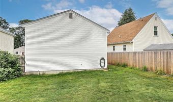 28 Plant St, Cumberland, RI 02864