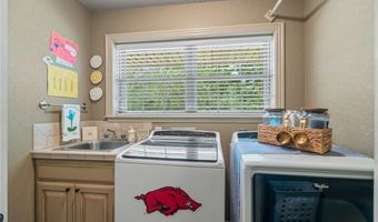 6308 N Mountain Grove Rd, Alma, AR 72921