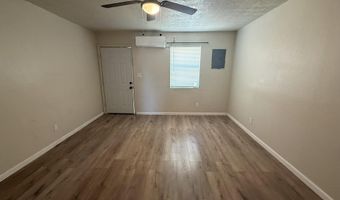 808 810 812 N Roselawn Ave, Artesia, NM 88210
