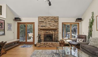 337 Captain Whitney Rd, Becket, MA 01223