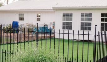 144 Yardley Ave, Baxley, GA 31513