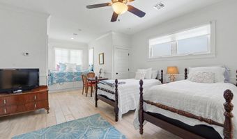 110 State St, Bay St. Louis, MS 39520
