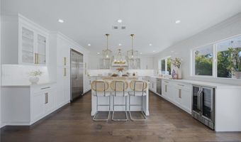 29644 Kimberly Dr, Agoura Hills, CA 91301