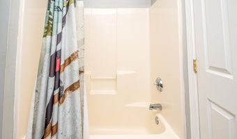 22 Waterfront Rd, Bartlett, NH 03812