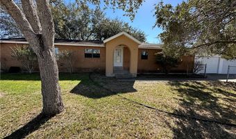 150 Private Quiroga St, Beeville, TX 78102