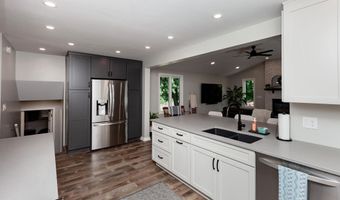 701 Garden Rd, Ames, IA 50010