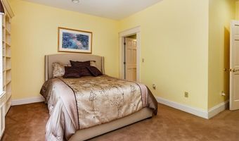 15 Justin Rd, East Greenwich, RI 02818