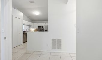 410 MAIN St, Atlantic Beach, FL 32233