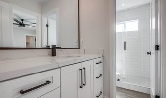 622 W Julianna B, Anaheim, CA 92801