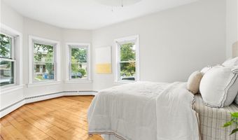 1250 Cranston St, Cranston, RI 02905