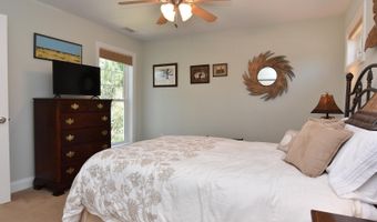 105 CHICAGO St, Dewey Beach, DE 19971