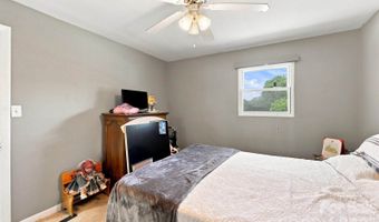 376 School Rd E, Asheville, NC 28803