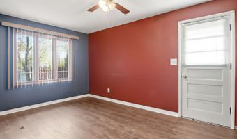 42177 N Lake Ave, Antioch, IL 60002