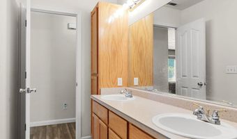 3696 Brentwood Ln, Anderson, CA 96007