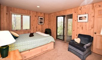 121 Hiawatha Rd, Becket, MA 01223