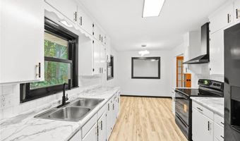 1612 2nd Ave, Anoka, MN 55303