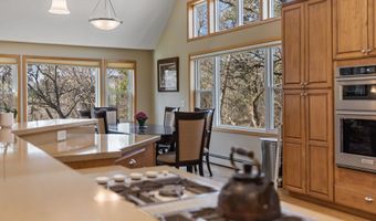 1342 Stagecoach Trl S, Afton, MN 55001
