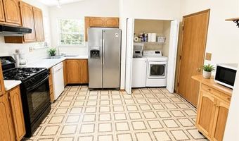 3658 N Meadow Mill Dr, Arnold, MO 63010