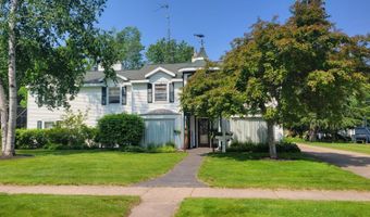 1230 N SUPERIOR St, Antigo, WI 54409