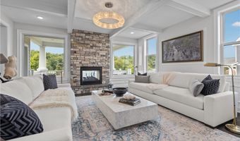 207 Monterey Ct, Adams Twp., PA 16046