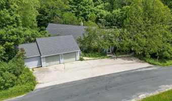 E5401 12TH Road, Algoma, WI 54201