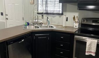 1043 Mallaieu Dr, Brookhaven, MS 39601