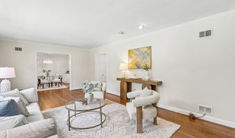 5601 KIRKWOOD Dr, Bethesda, MD 20816