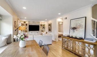 6626 CAVALIER Dr, Alexandria, VA 22307