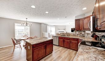 8557 Vyners Ln, Avon, IN 46123