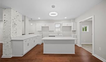 5 Ambridge, Ambridge, PA 15003