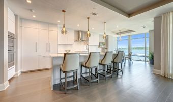 310 STRAND St 304, Alexandria, VA 22314