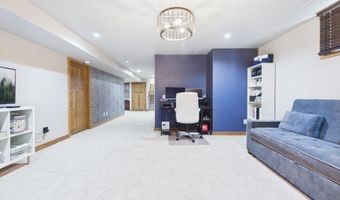 1600 S Parkview Blvd, Brandon, SD 57005