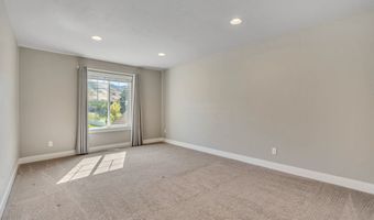 296 S 600 W, Centerville, UT 84014