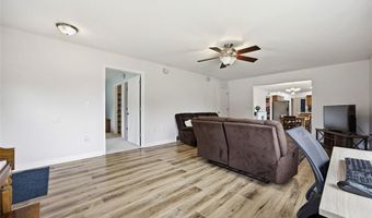 1103 E 1st St, Anamosa, IA 52205