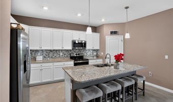3943 E Hampton Cir, Alva, FL 33920