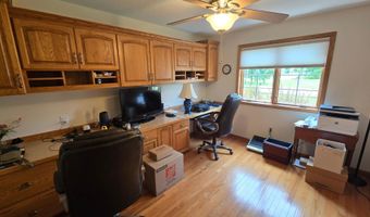 1405 26th St SW, Austin, MN 55912