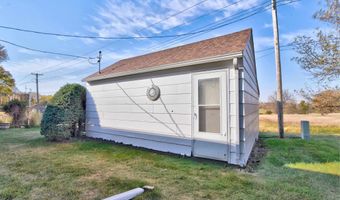 209 3rd St, Armstrong, IA 50514